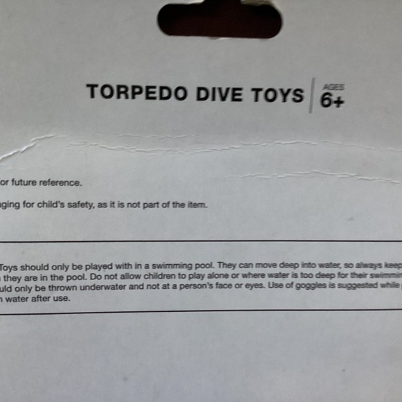 Torpedo Dive Toys Bundle 4 count/pack= 8 total NEW - Picture 11 of 11